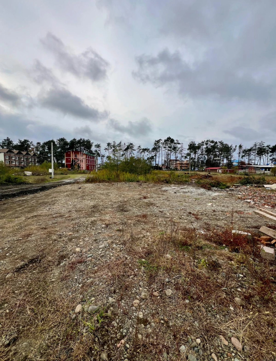 A plot of land in Ureki